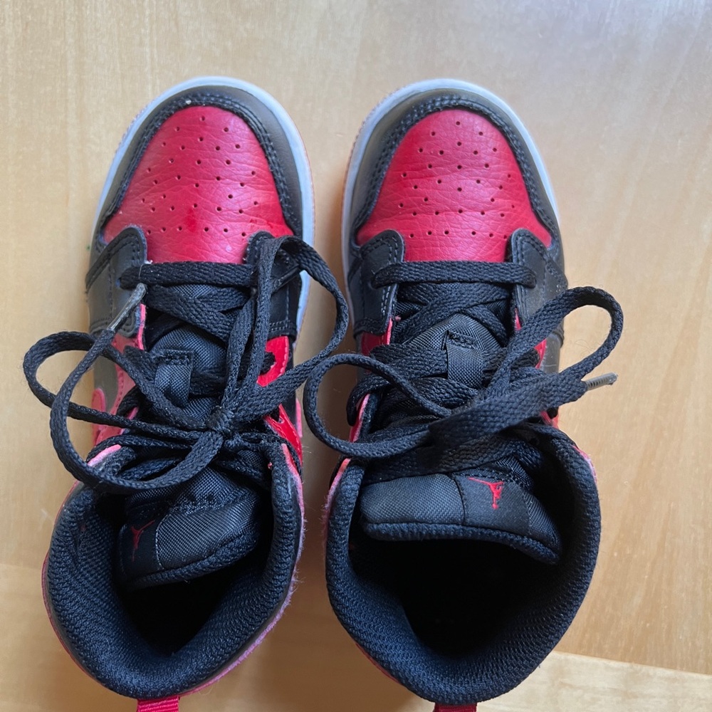 Jordan 1 - Picture 2 of 5